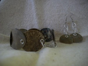 Bracelet and earring set